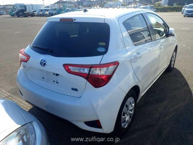 TOYOTA VITZ 2018 Image 2