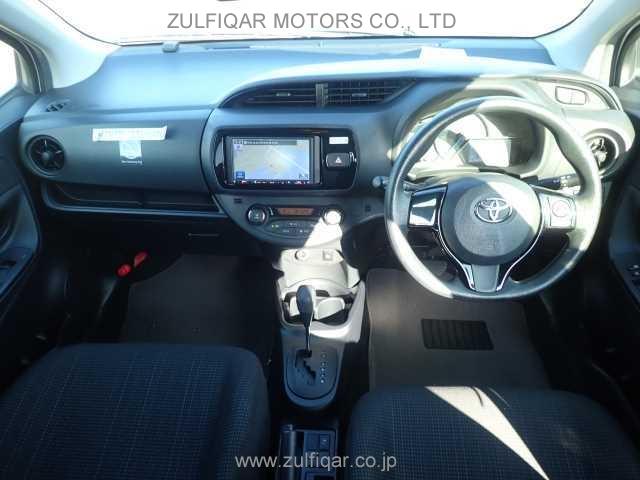 TOYOTA VITZ 2018 Image 3