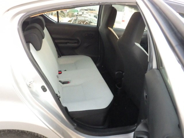 TOYOTA AQUA 2017 Image 27