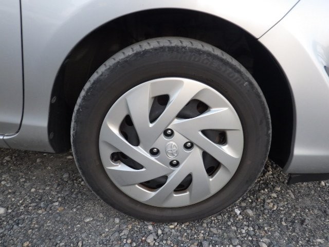 TOYOTA AQUA 2017 Image 32