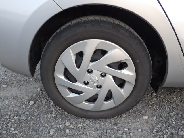 TOYOTA AQUA 2017 Image 33