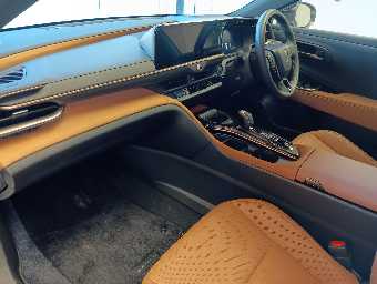 TOYOTA CROWN SPORT 2024 Image 26