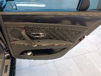 BENTLEY FLYING SPUR 2019 Image 32