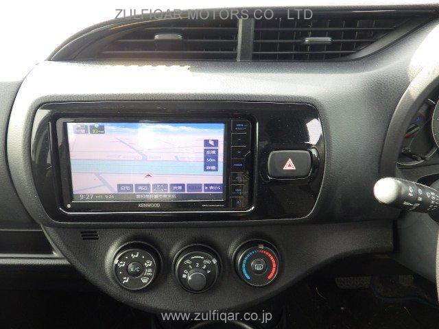 TOYOTA VITZ 2017 Image 22