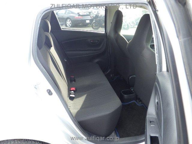 TOYOTA VITZ 2017 Image 26