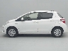 TOYOTA VITZ 2017 Image 5