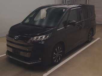 TOYOTA NOAH 2022 Image 1
