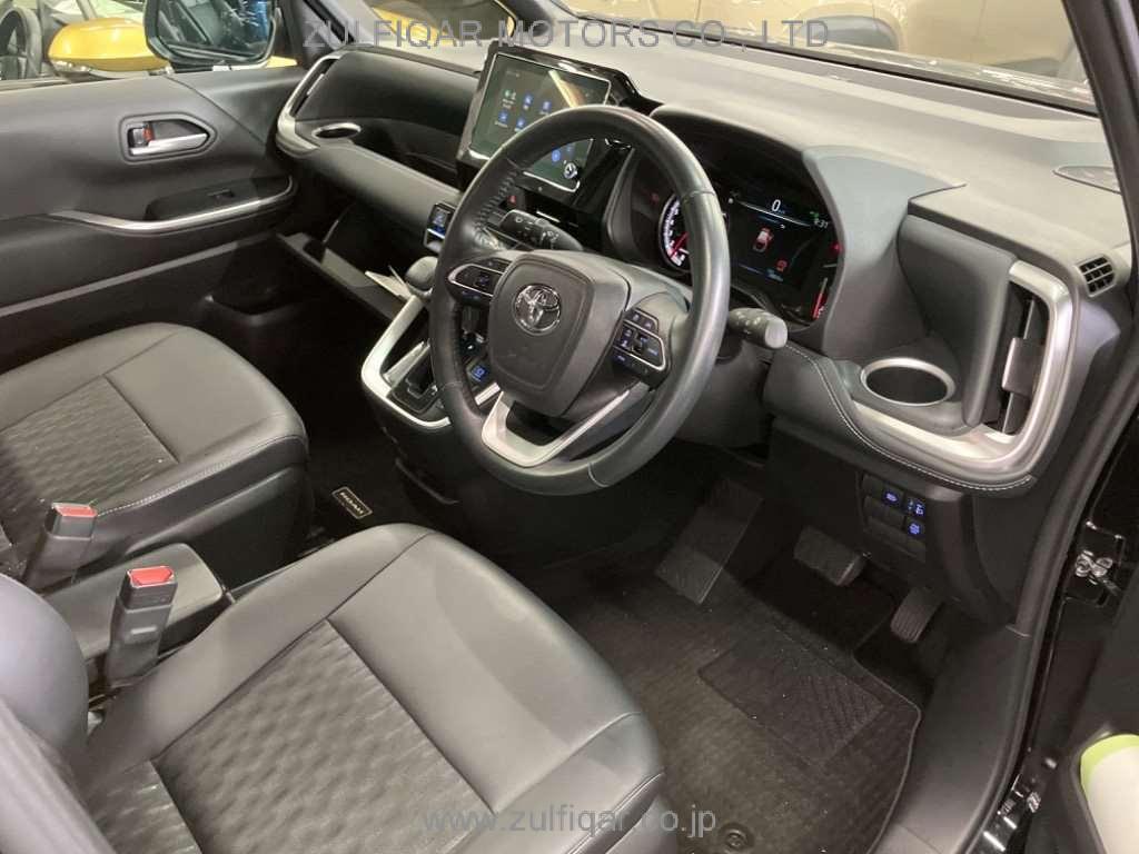 TOYOTA NOAH 2022 Image 5