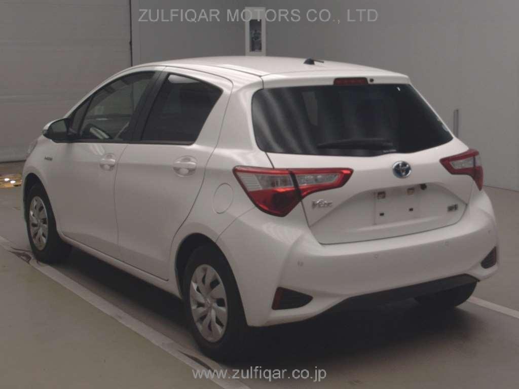 TOYOTA VITZ 2019 Image 4