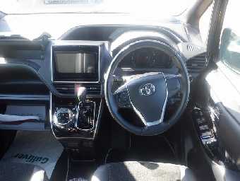 TOYOTA VOXY 2021 Image 11