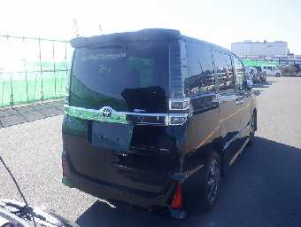 TOYOTA VOXY 2021 Image 10