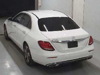 MERCEDES BENZ E CLASS 2020 Image 2