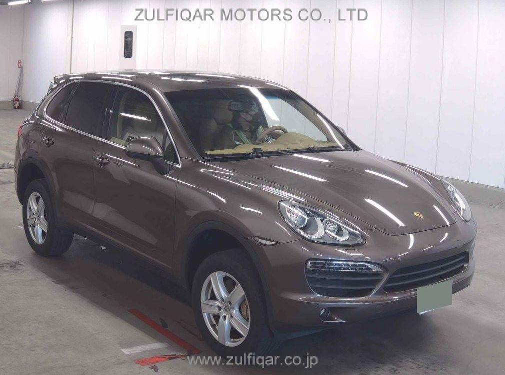 PORSCHE CAYENNE 2013 Image 2