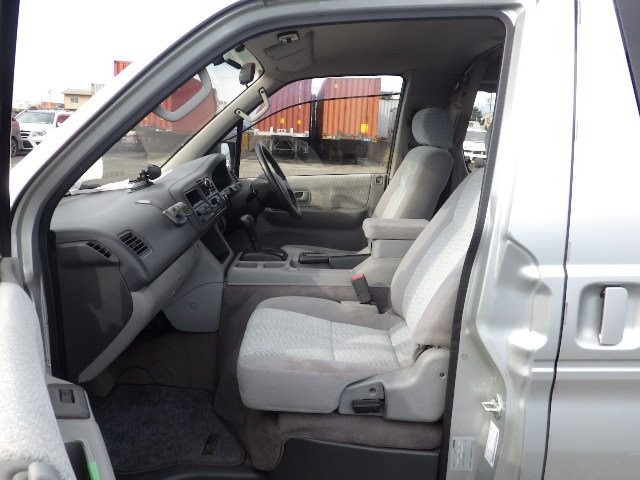 MAZDA BONGO FRIENDEE 1996 Image 24