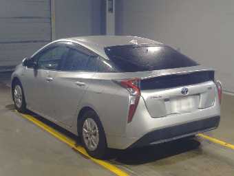 TOYOTA PRIUS 2016 Image 4