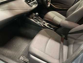 TOYOTA COROLLA TOURING 2019 Image 11