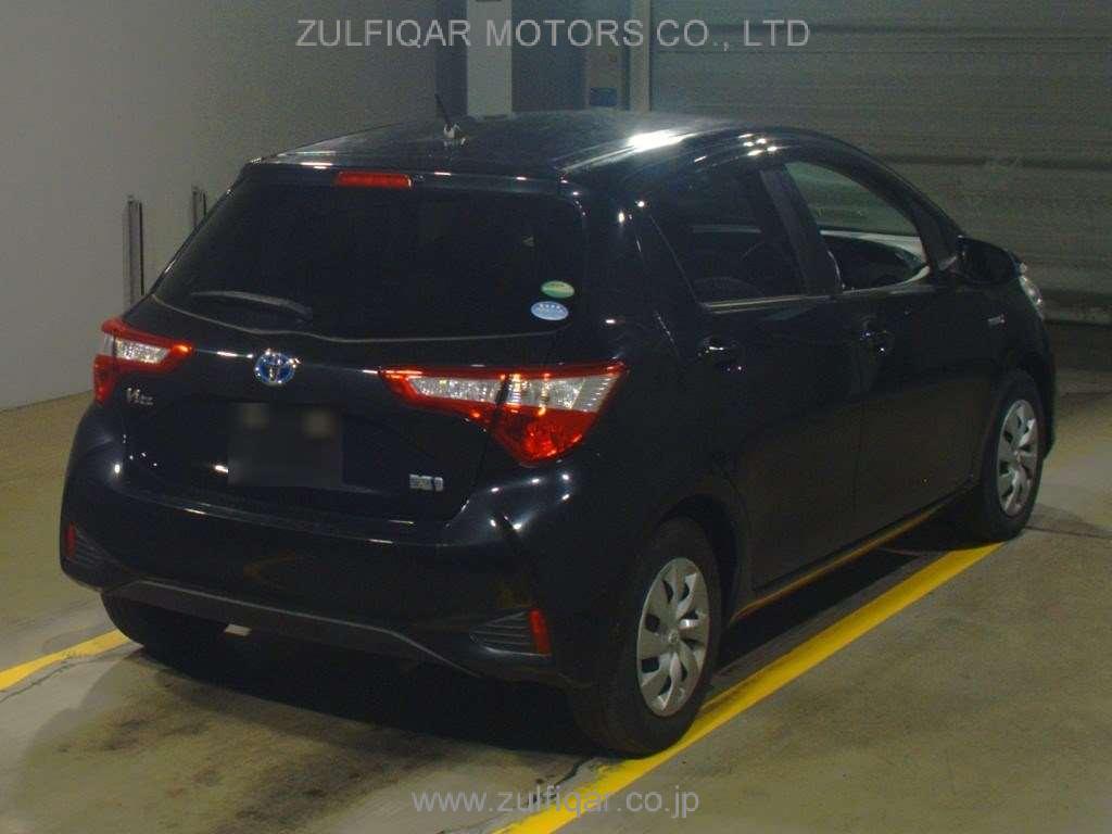 TOYOTA VITZ 2019 Image 2