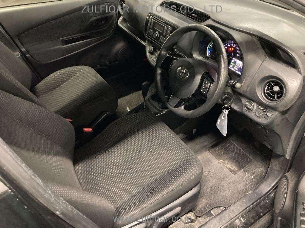 TOYOTA VITZ 2019 Image 5