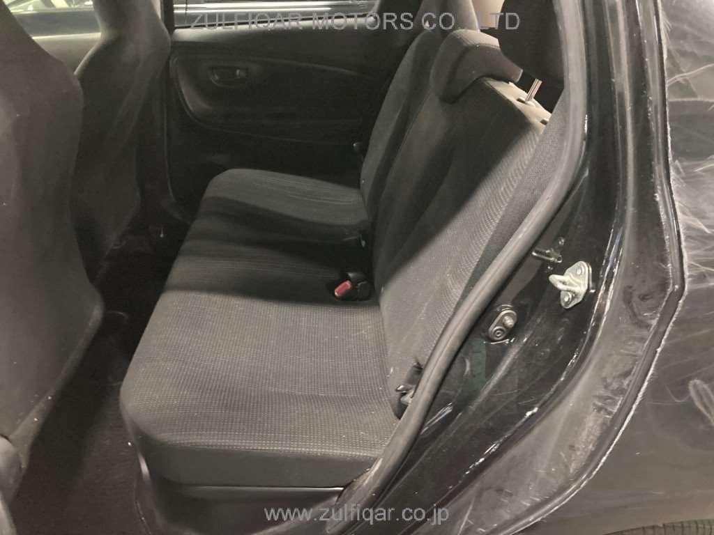 TOYOTA VITZ 2019 Image 10