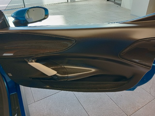 FERRARI SF90 STRADALE 2023 Image 34