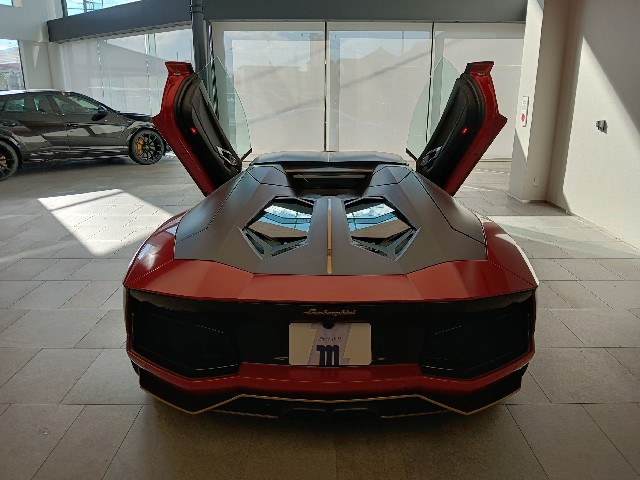 LAMBORGHINI AVENTADOR 2015 Image 22