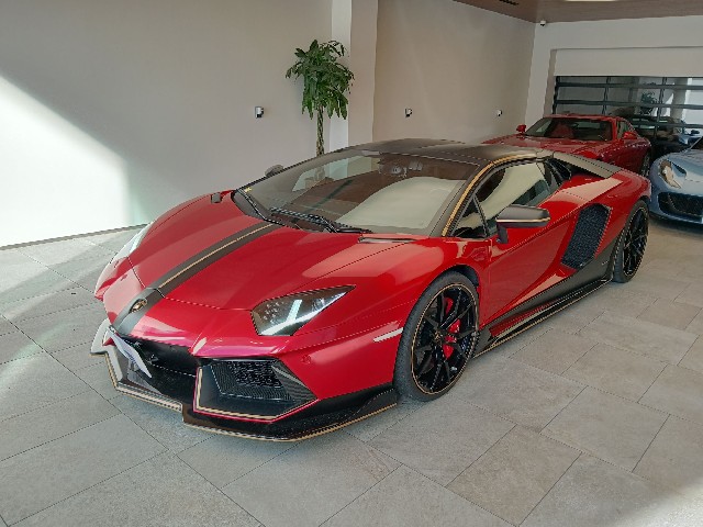 LAMBORGHINI AVENTADOR 2015 Image 28