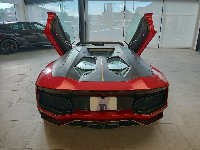 LAMBORGHINI AVENTADOR 2015 Image 34