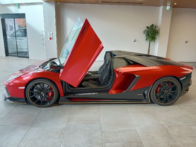 LAMBORGHINI AVENTADOR 2015 Image 36