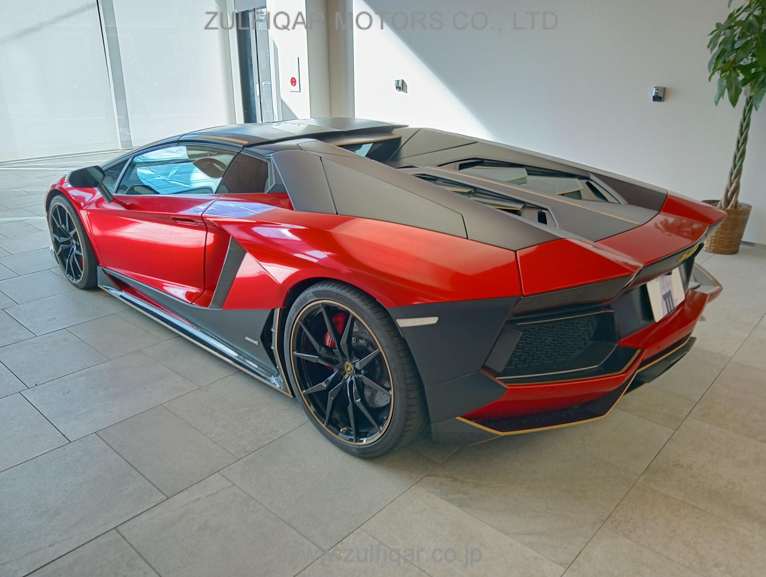 LAMBORGHINI AVENTADOR 2015 Image 6