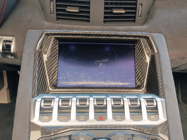 LAMBORGHINI AVENTADOR 2015 Image 59