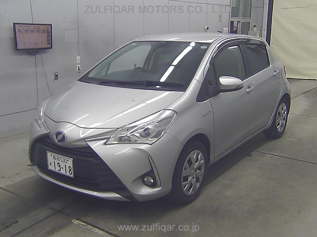 TOYOTA VITZ 2017 Image 4