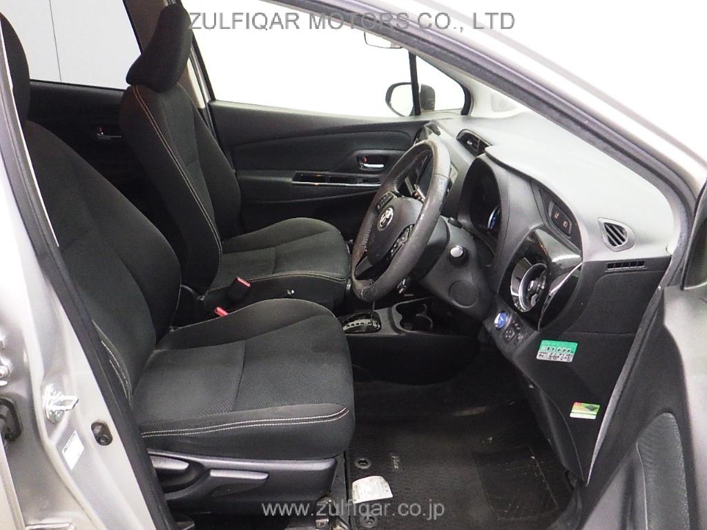 TOYOTA VITZ 2017 Image 6