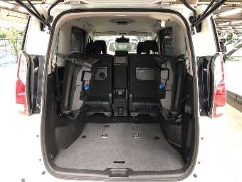 NISSAN SERENA 2018 Image 8