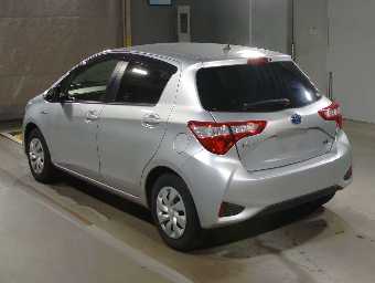 TOYOTA VITZ 2019 Image 4