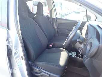 TOYOTA VITZ 2019 Image 5