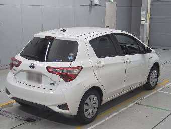 TOYOTA VITZ 2019 Image 2