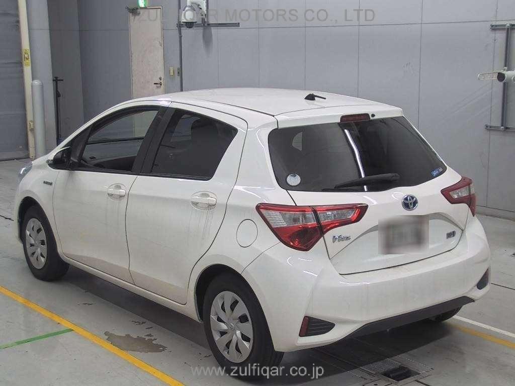 TOYOTA VITZ 2019 Image 6