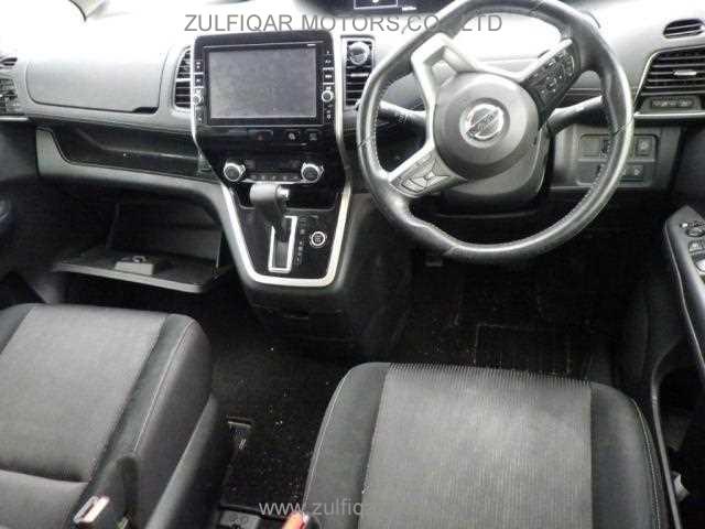 NISSAN SERENA 2016 Image 3