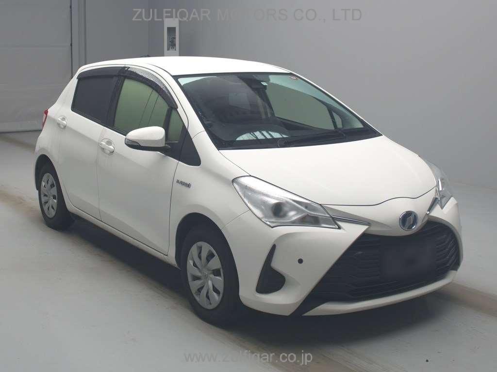 TOYOTA VITZ 2019 Image 3