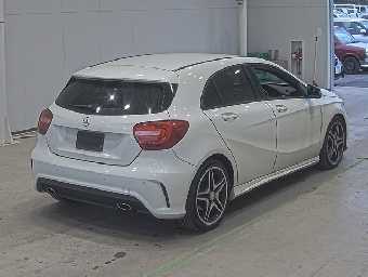 MERCEDES BENZ A CLASS 2013 Image 2