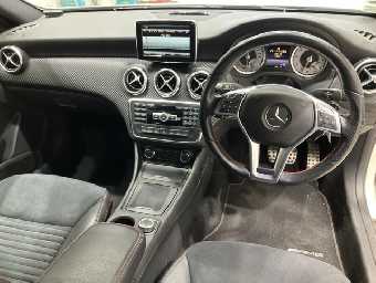 MERCEDES BENZ A CLASS 2013 Image 4