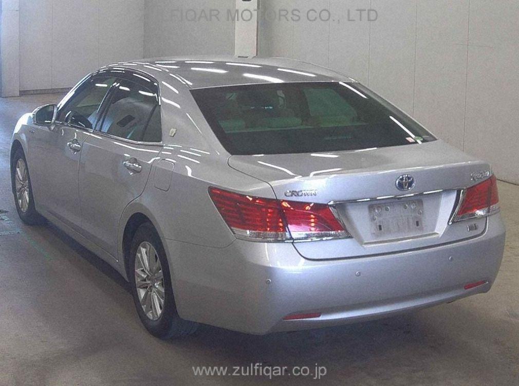 TOYOTA CROWN HYBRID 2013 Image 3