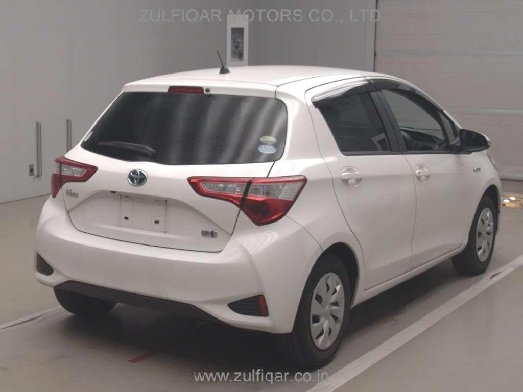 TOYOTA VITZ 2019 Image 2