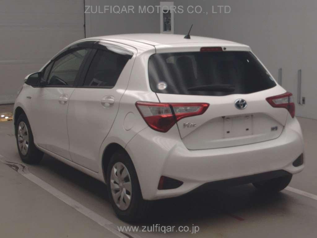 TOYOTA VITZ 2019 Image 4