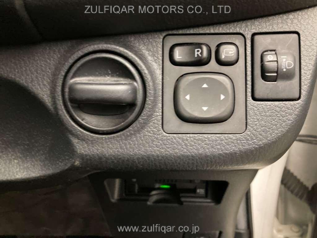 TOYOTA VITZ 2019 Image 7