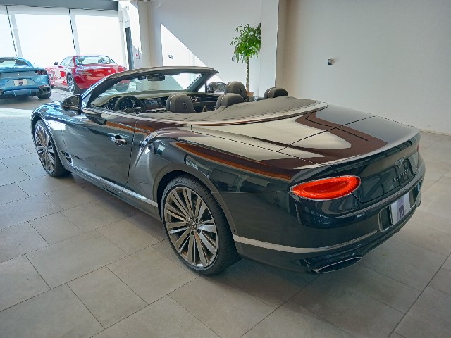 BENTLEY CONTINENTAL 2022 Image 24