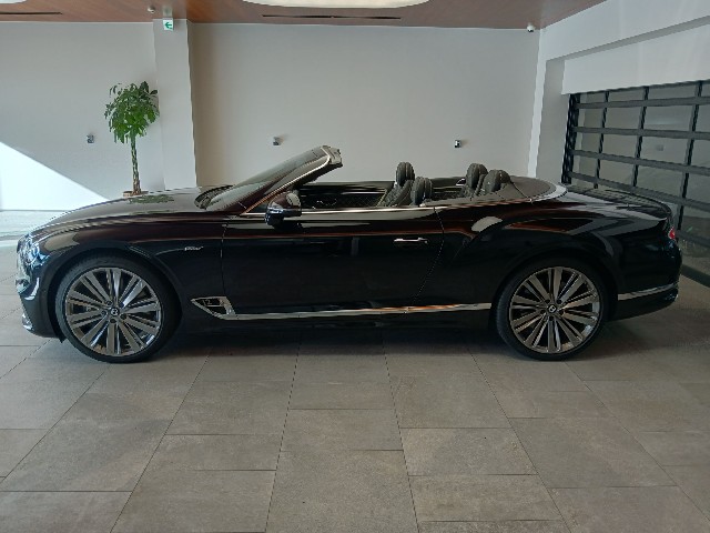 BENTLEY CONTINENTAL 2022 Image 27