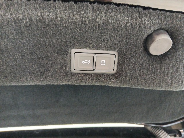 BENTLEY CONTINENTAL 2022 Image 42