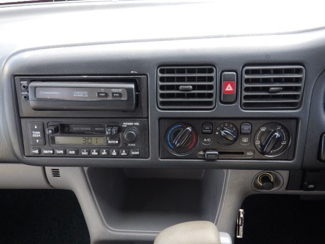 MAZDA BONGO FRIENDEE 1999 Image 21