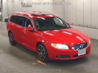 VOLVO V70 2011 Image 4